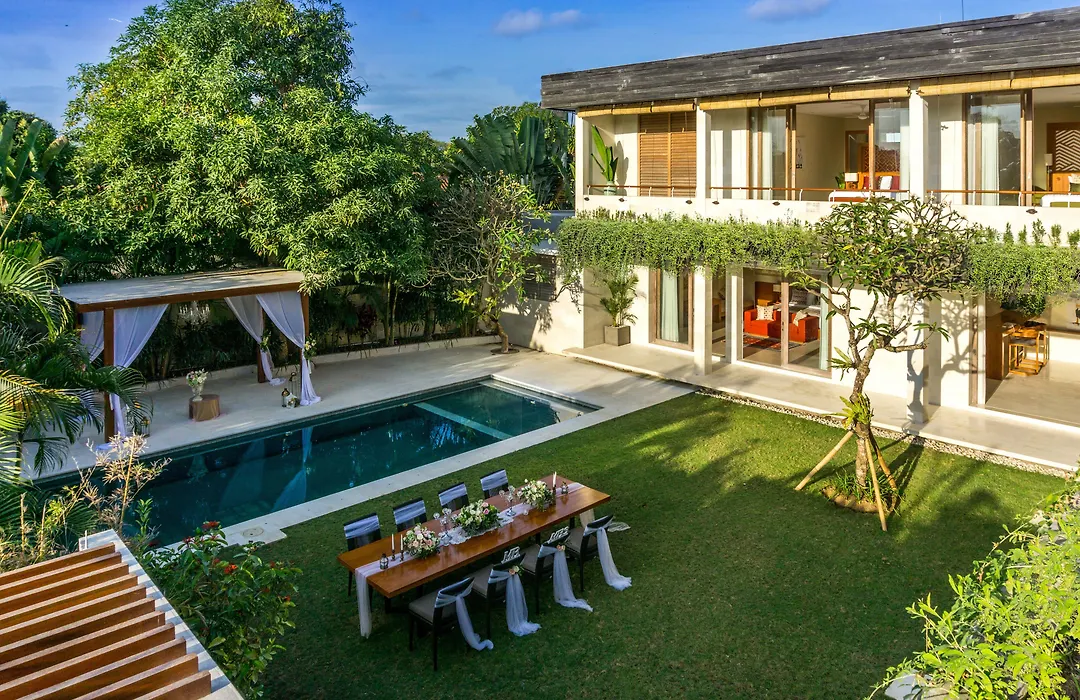 Villa Seriska Jimbaran - Spacious 5Br Private Pool Villa With Private Cook, Spa & Tour-1